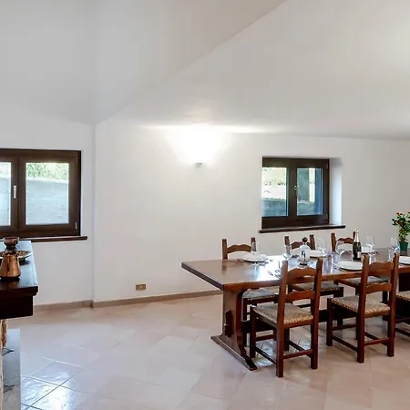 Valleggia With Pool *