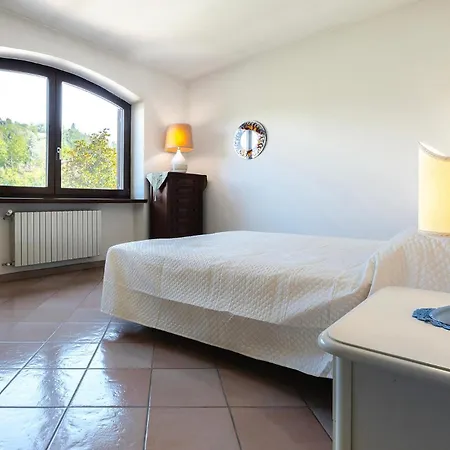 Valleggia With Pool