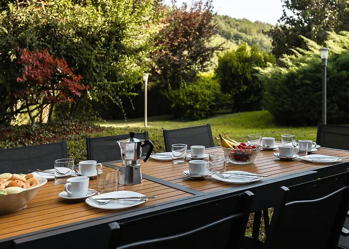 Valleggia With Pool Villa *