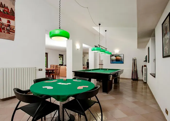 Villa Valleggia With Pool *