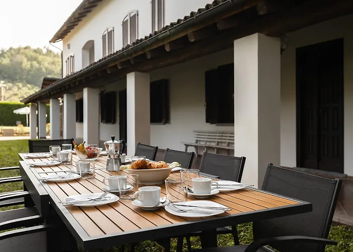 Villa Valleggia With Pool