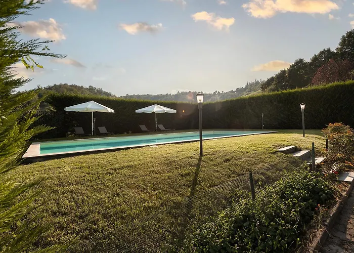 Valleggia With Pool Villa *