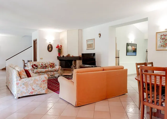 Villa Valleggia With Pool Castelnuovo (Asti)